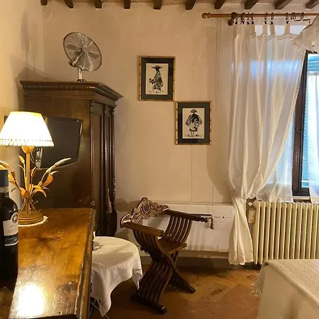 Guesthouse Da Idolina Dal 1946 Montalcino Exterior photo